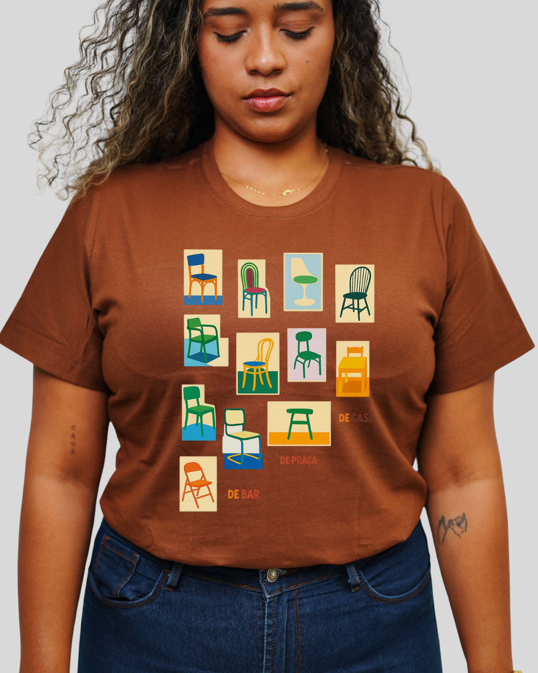 Camiseta Feminina - Cadeirinhas